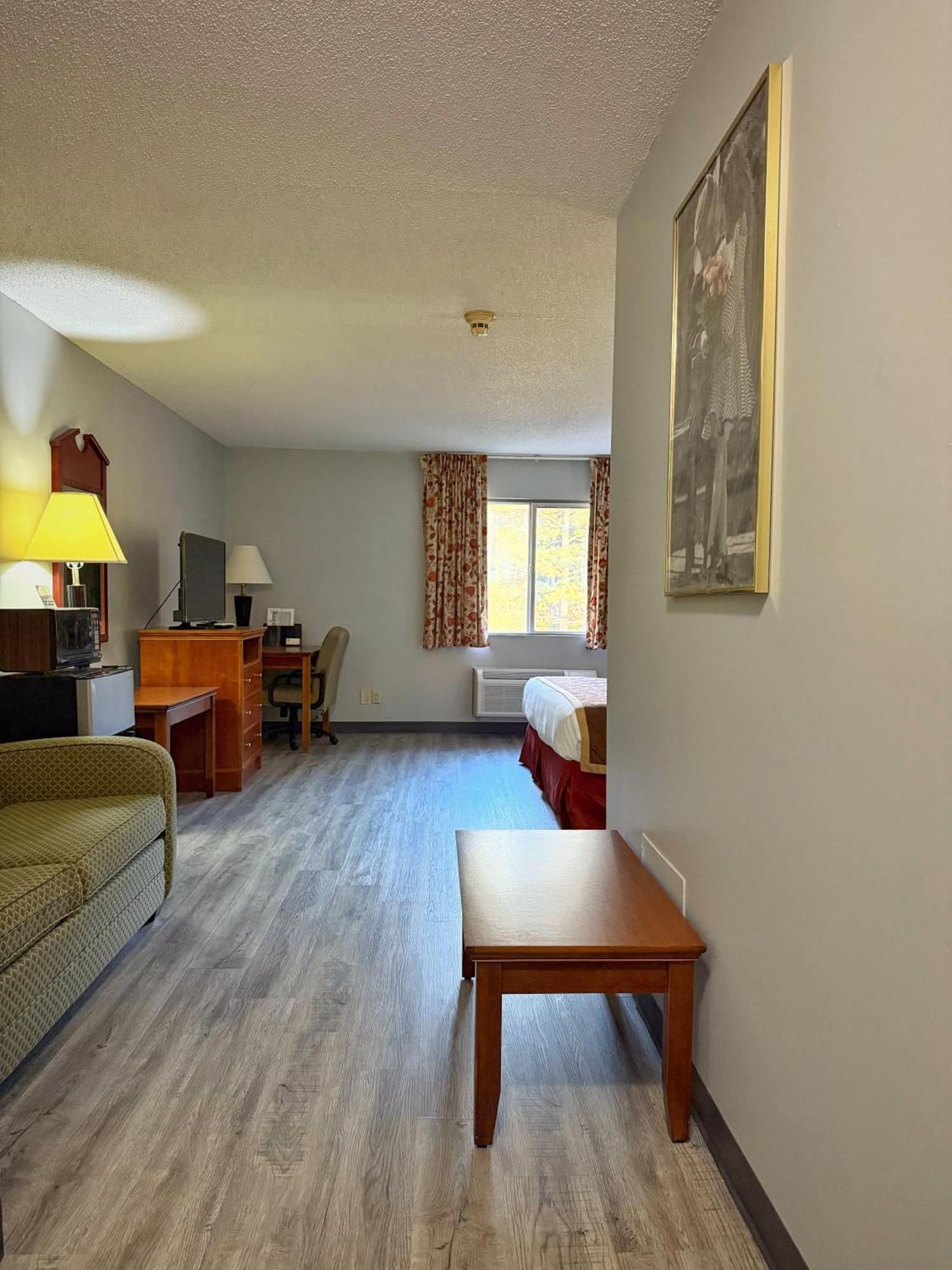 Lake Tree Inn & Suites Marion Dış mekan fotoğraf
