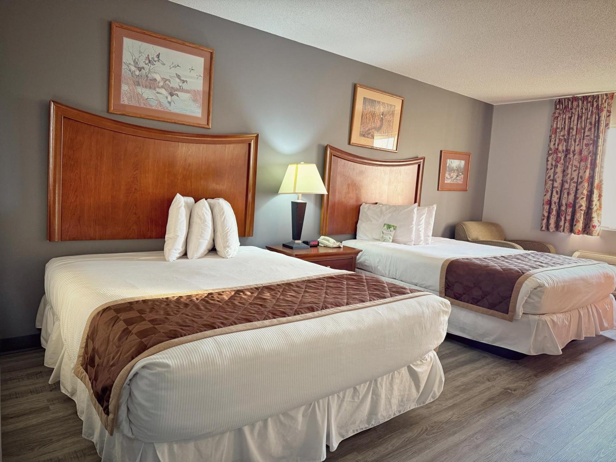 Lake Tree Inn & Suites Marion Dış mekan fotoğraf