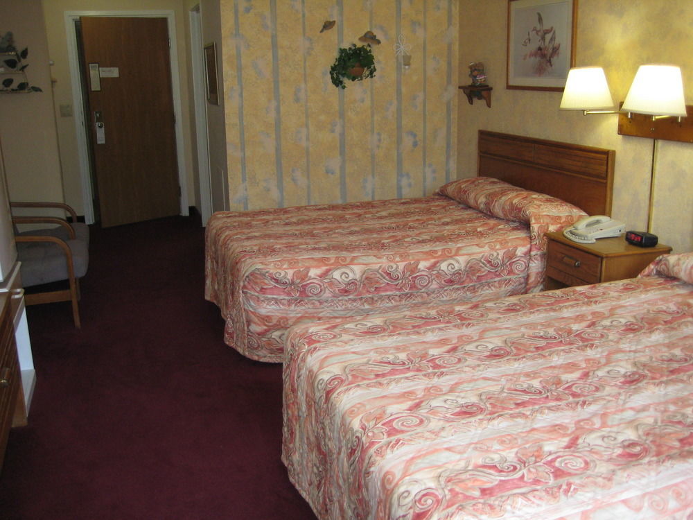Lake Tree Inn & Suites Marion Dış mekan fotoğraf